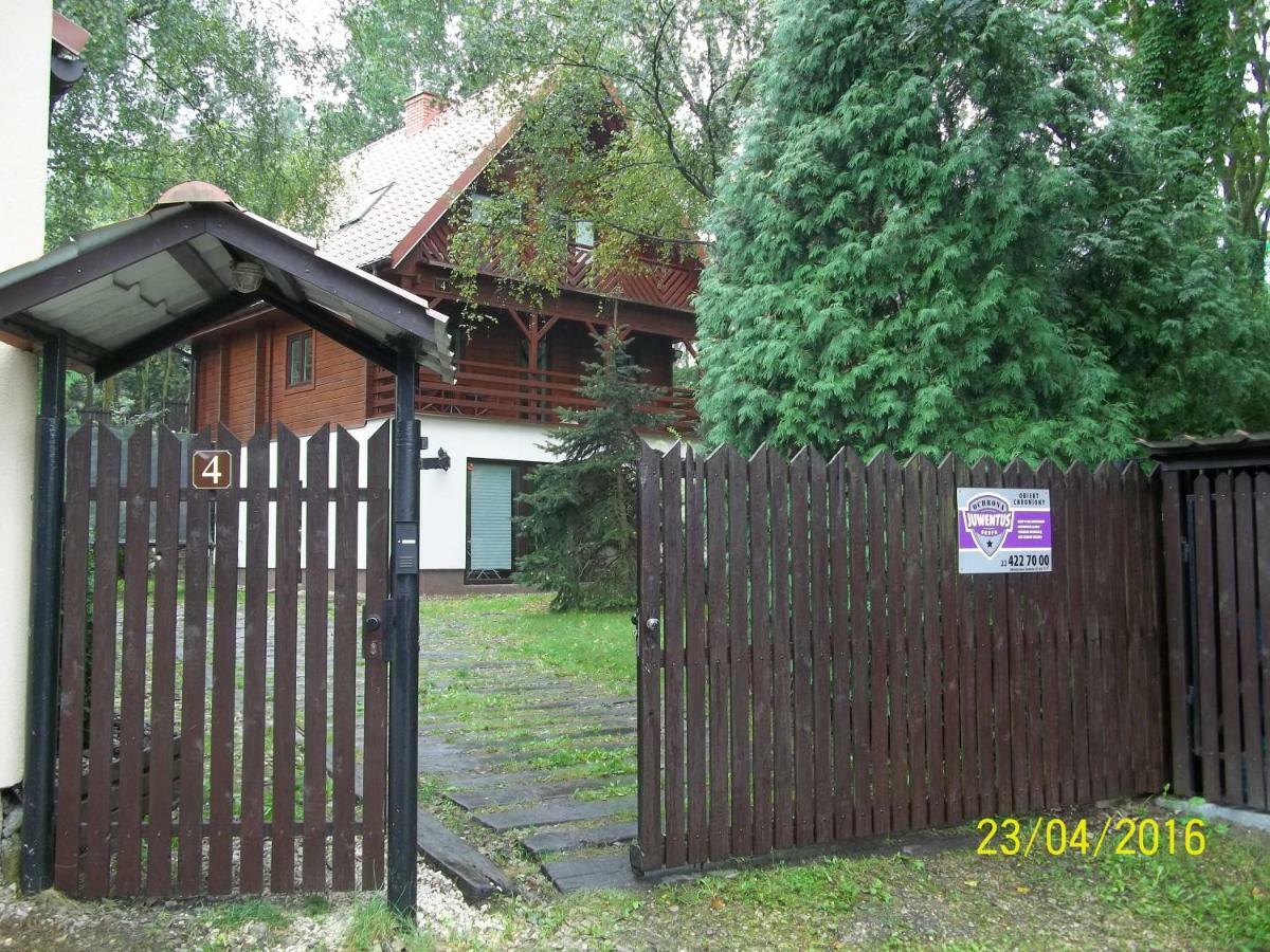 Casa Pablo Apartman Jabłonna Kültér fotó
